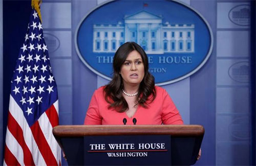 Sarah Huckabee Sanders The Red Hen se une a la lista de descontentos con la política de Trump